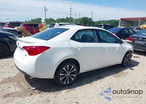 2018 Toyota Corolla Se из США, поврежденный, VIN 5YFBURHE9JP748643